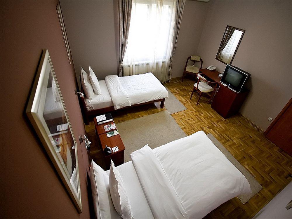 Villa Forest Beograd Bagian luar foto