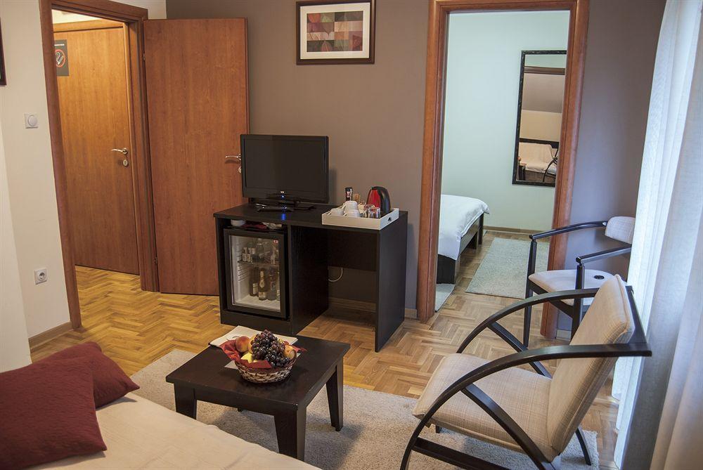 Villa Forest Beograd Bagian luar foto