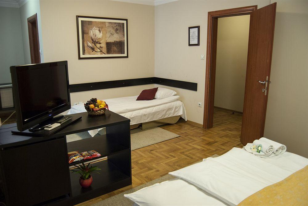 Villa Forest Beograd Bagian luar foto