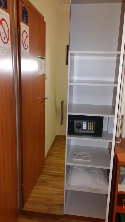 Villa Forest Beograd Bagian luar foto