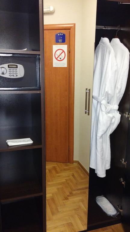 Villa Forest Beograd Bagian luar foto