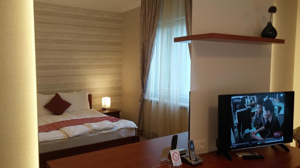 Villa Forest Beograd Bagian luar foto
