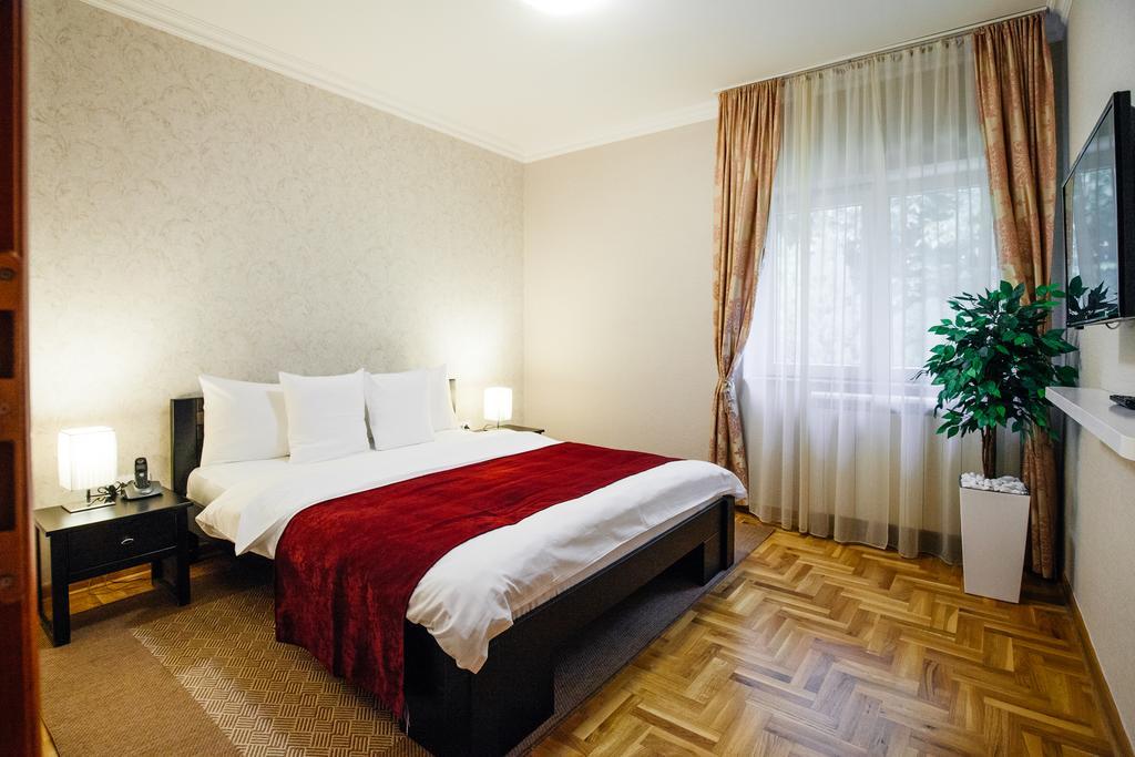 Villa Forest Beograd Bagian luar foto