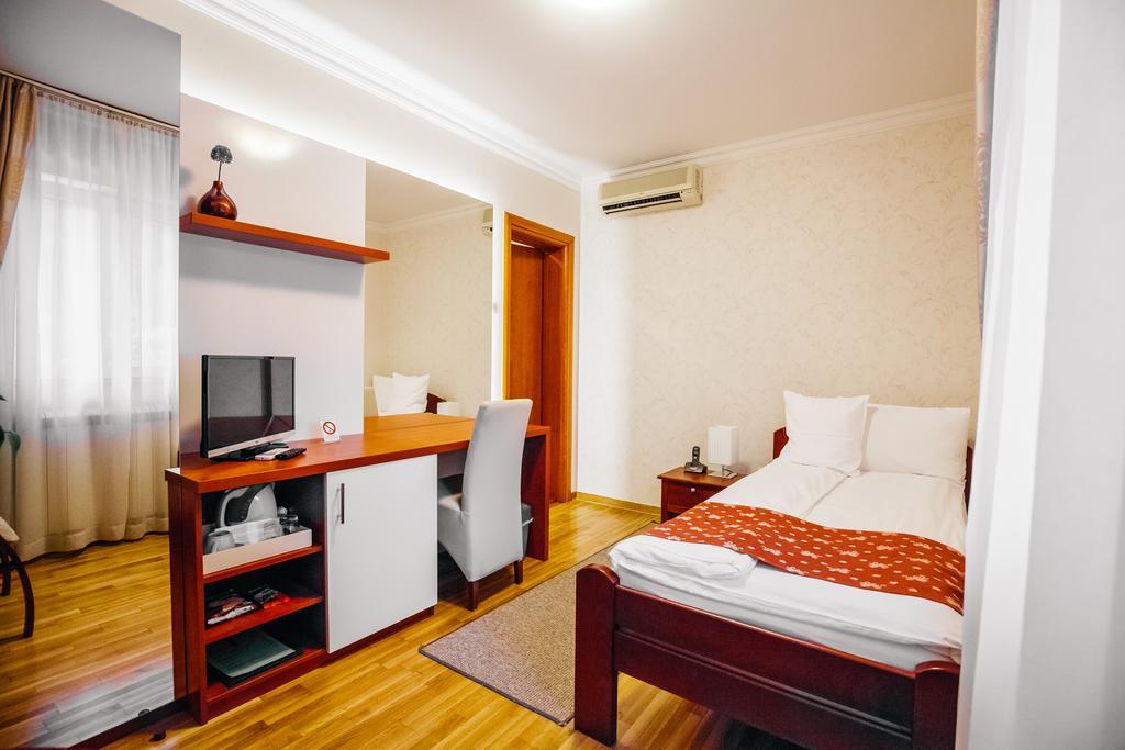 Villa Forest Beograd Bagian luar foto