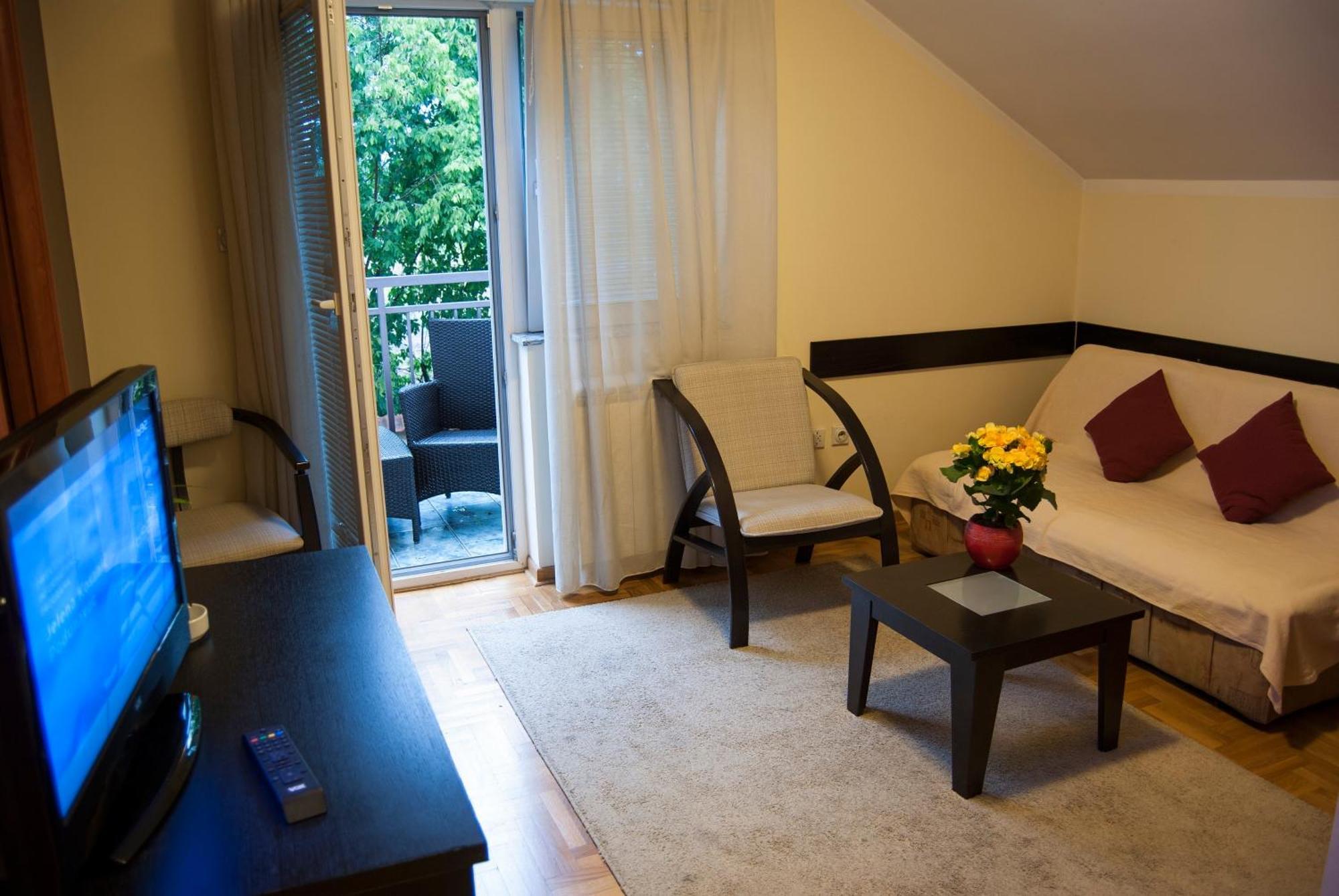 Villa Forest Beograd Bagian luar foto
