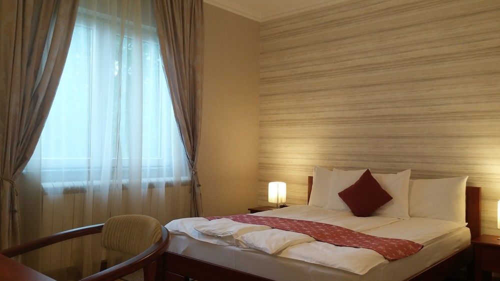 Villa Forest Beograd Bagian luar foto